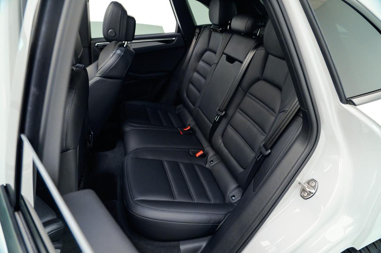 2025 Porsche Macan Pompano Beach FL