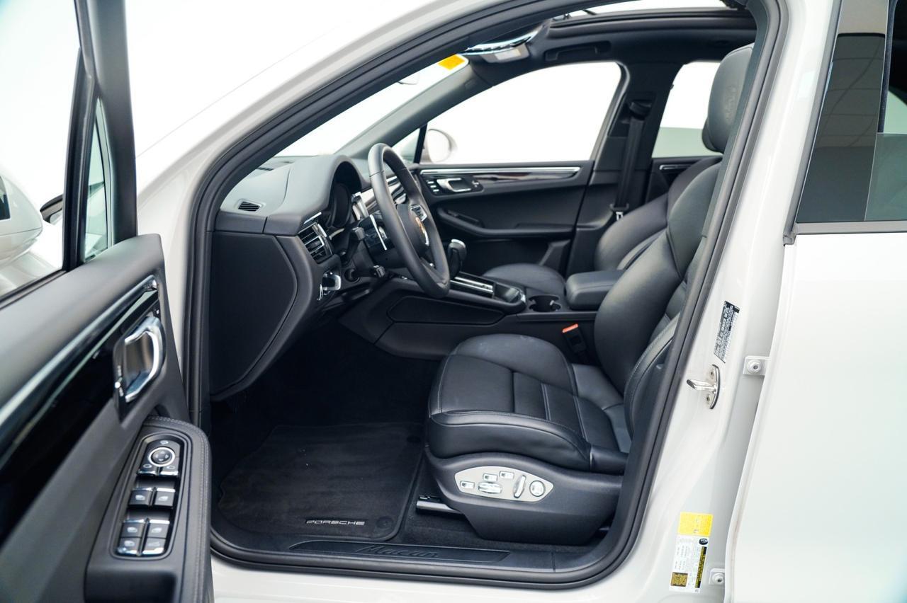 2025 Porsche Macan Pompano Beach FL