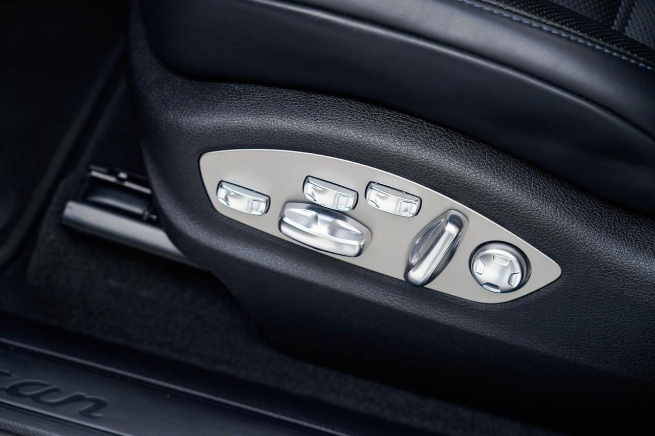 2025 Porsche Macan Pompano Beach FL