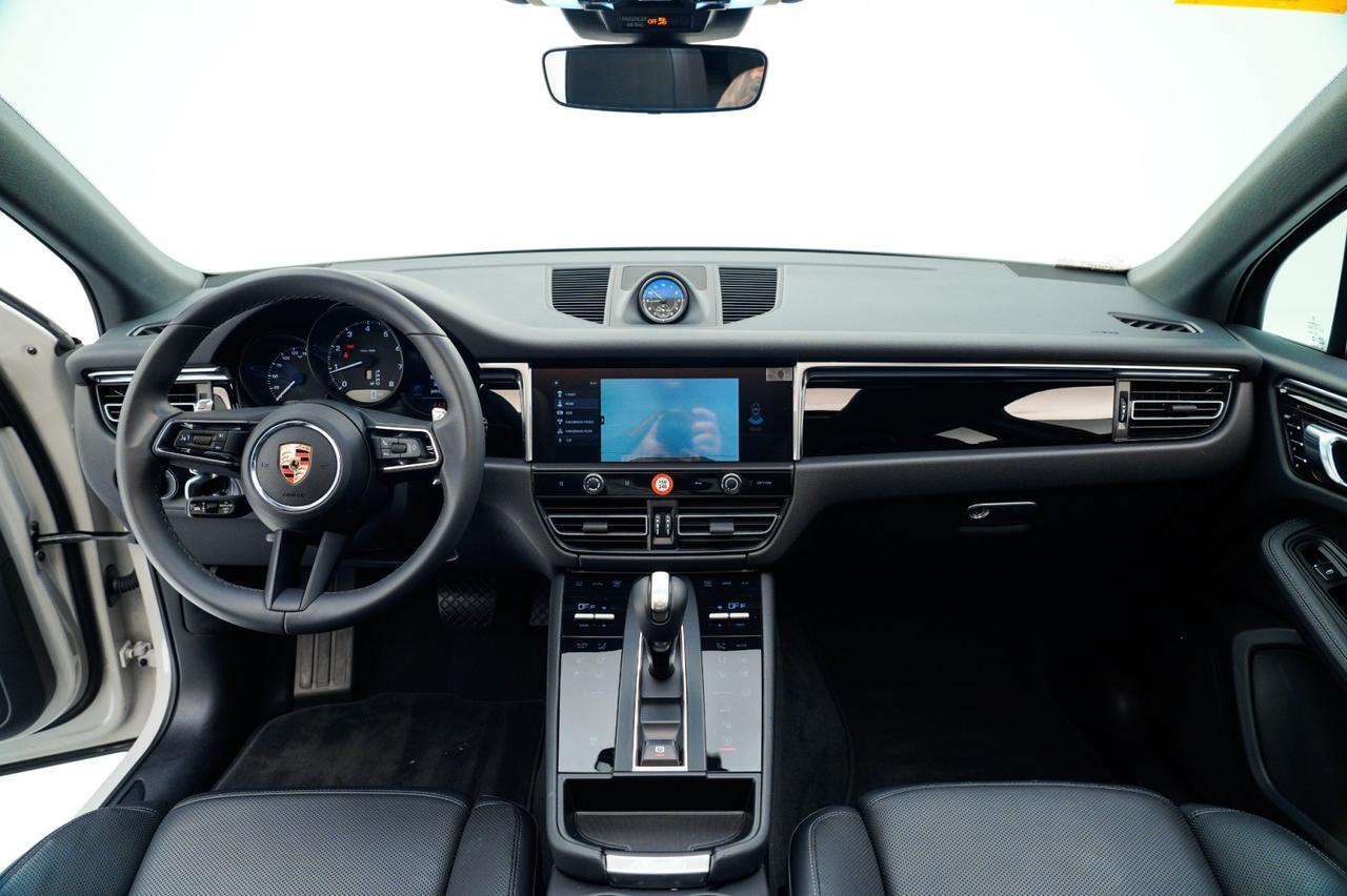 2025 Porsche Macan Pompano Beach FL