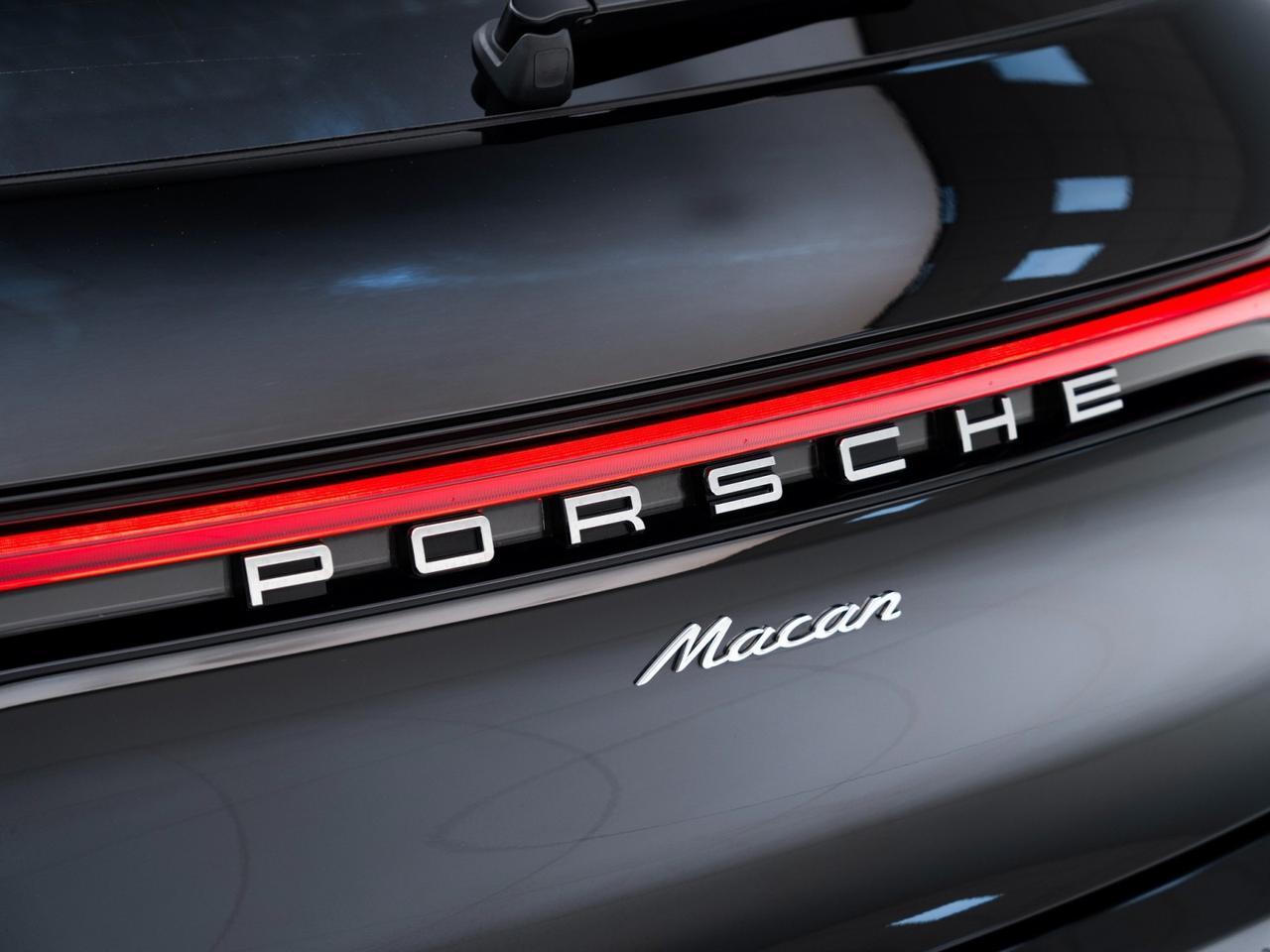 2025 Porsche Macan Pompano Beach FL