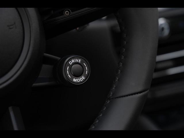2025 Porsche Macan Pompano Beach FL