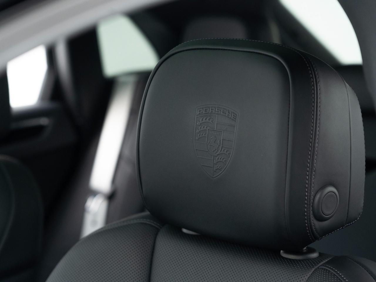 2025 Porsche Macan Pompano Beach FL