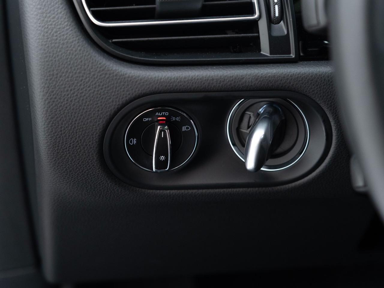 2025 Porsche Macan Pompano Beach FL