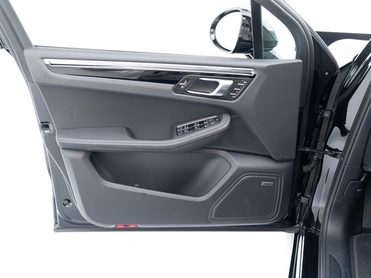 2025 Porsche Macan Pompano Beach FL