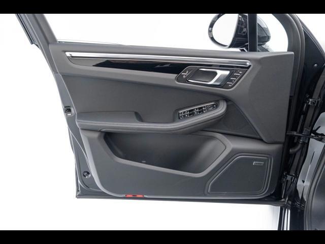 2025 Porsche Macan Pompano Beach FL