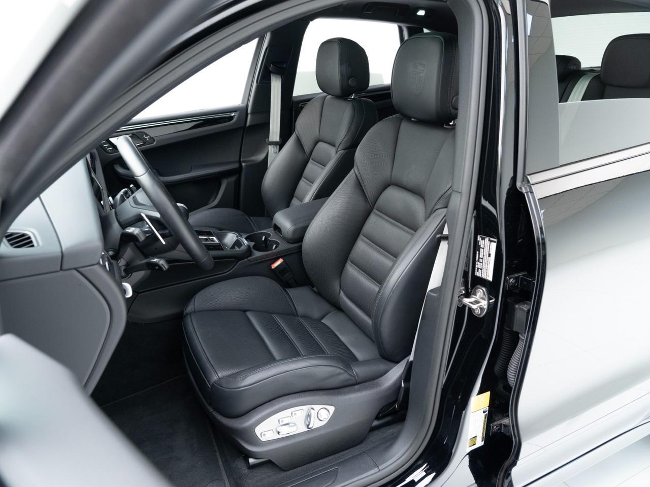 2025 Porsche Macan Pompano Beach FL