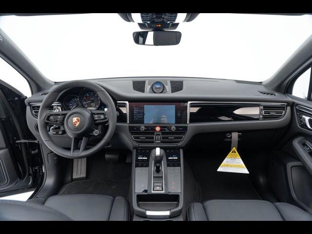 2025 Porsche Macan Pompano Beach FL