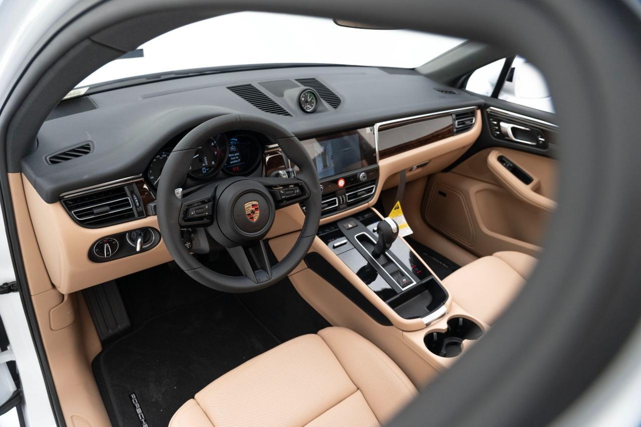 2025 Porsche Macan Pompano Beach FL