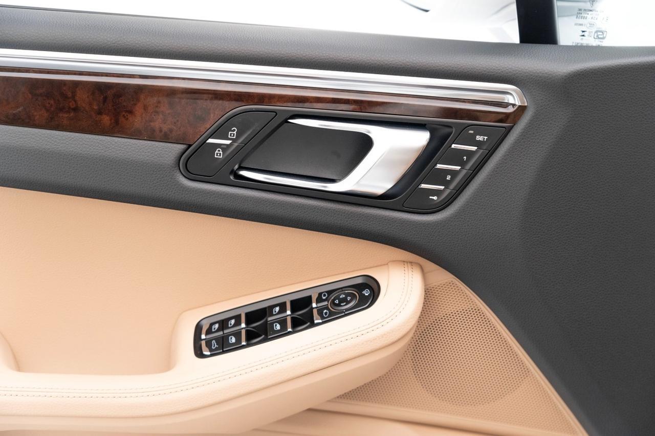 2025 Porsche Macan Pompano Beach FL