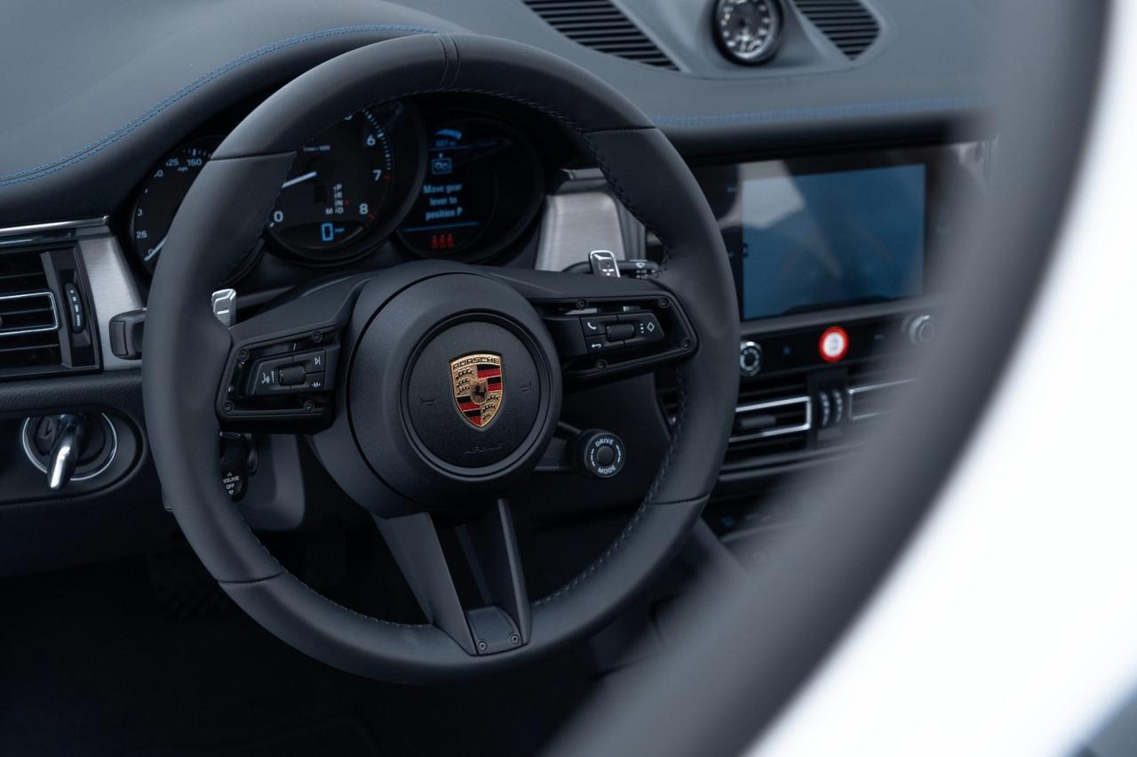 2025 Porsche Macan Pompano Beach FL