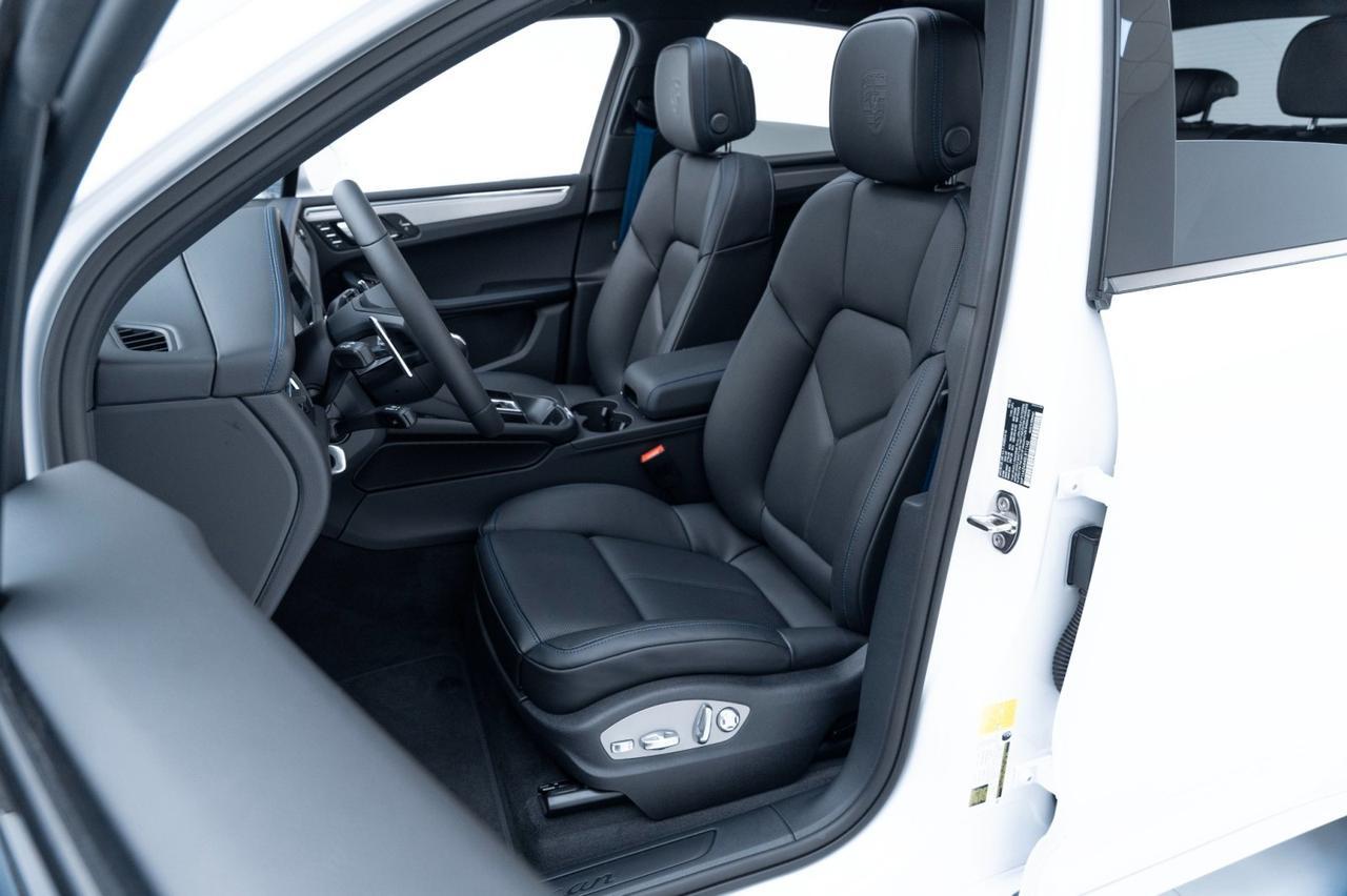 2025 Porsche Macan Pompano Beach FL