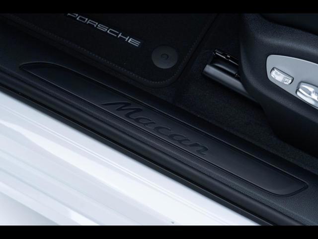 2025 Porsche Macan Pompano Beach FL