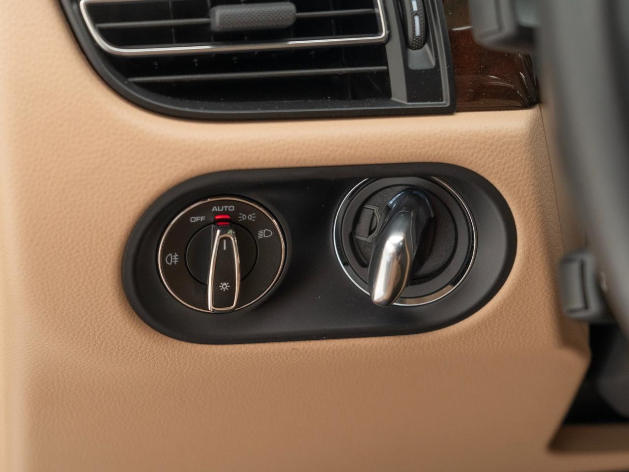 2025 Porsche Macan Pompano Beach FL