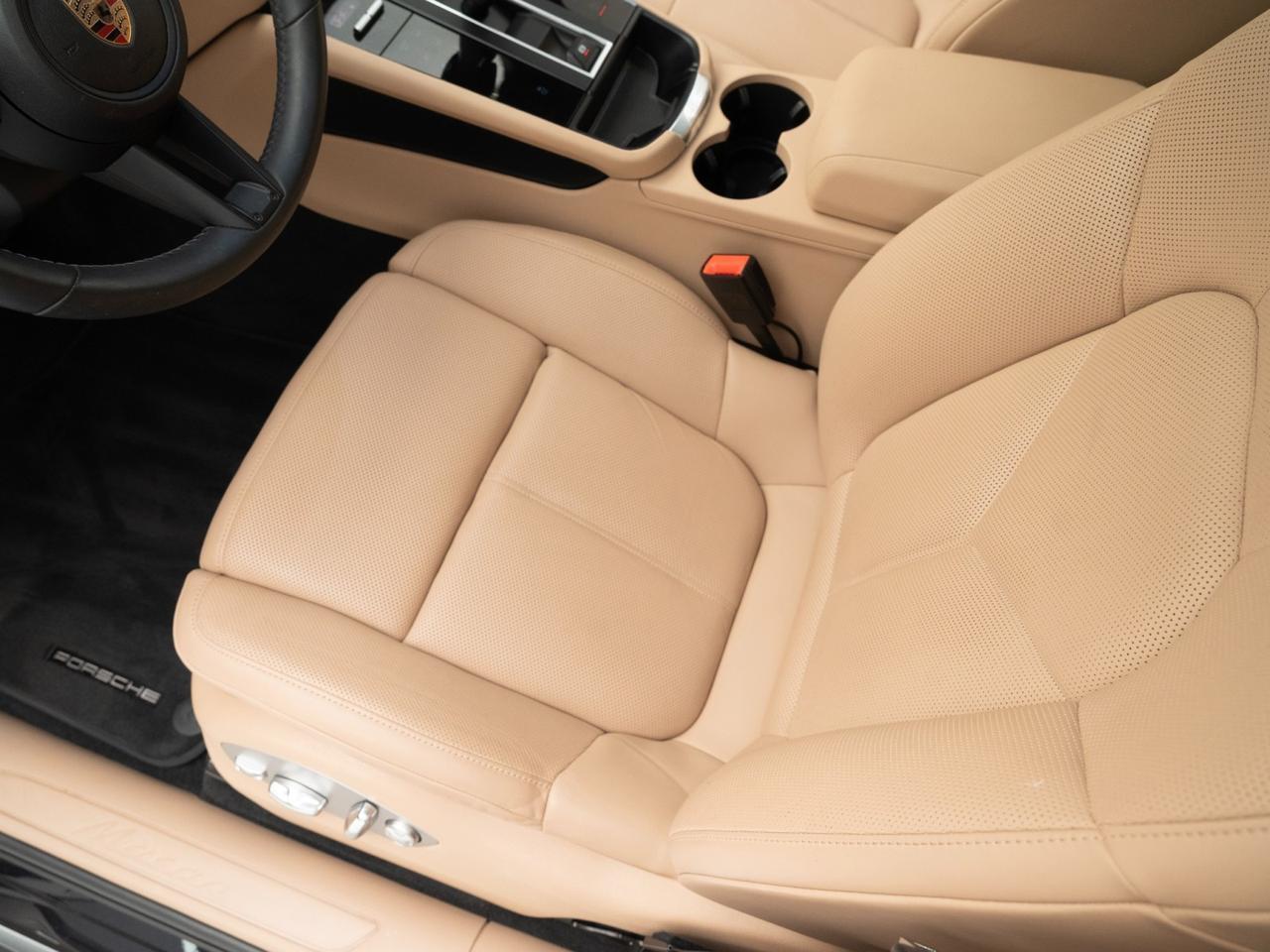 2025 Porsche Macan Pompano Beach FL