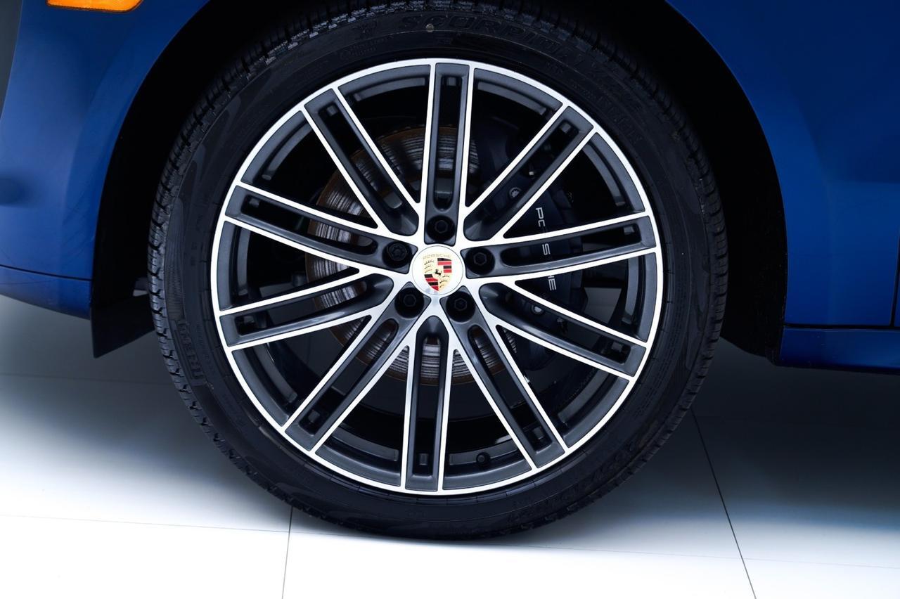 2025 Porsche Macan Pompano Beach FL