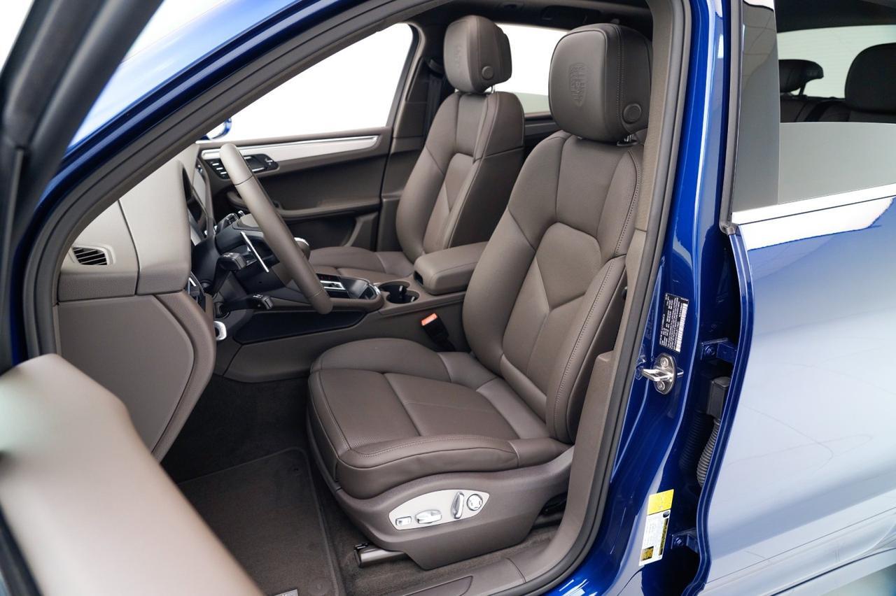 2025 Porsche Macan Pompano Beach FL