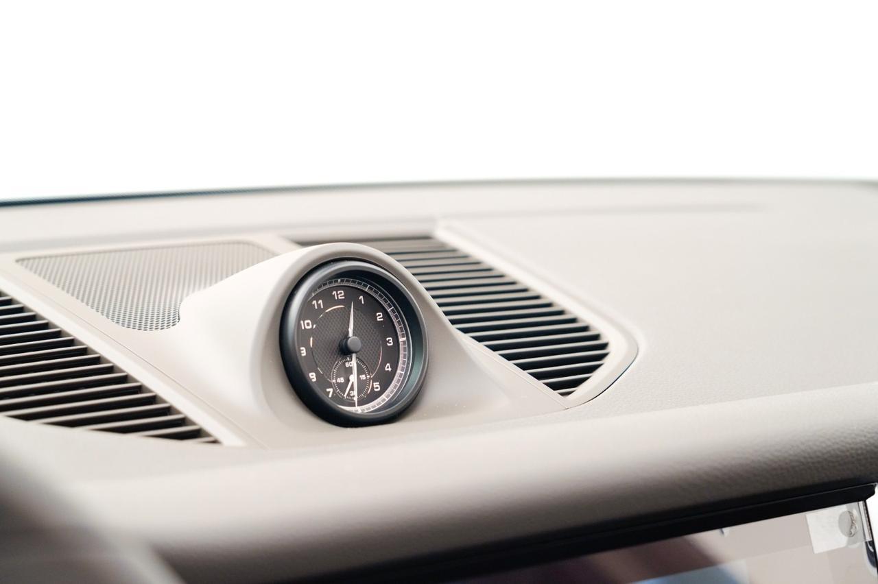 2025 Porsche Macan Pompano Beach FL