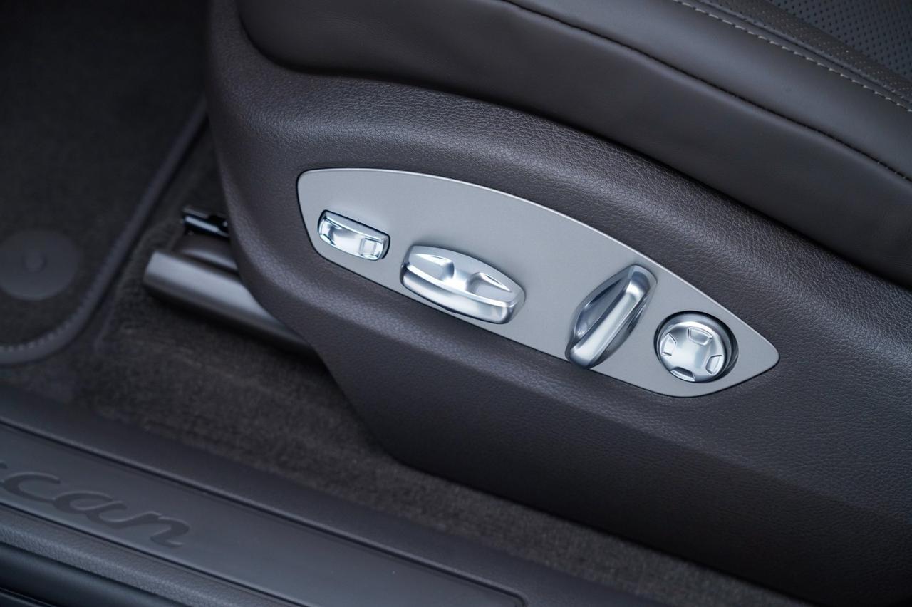 2025 Porsche Macan Pompano Beach FL