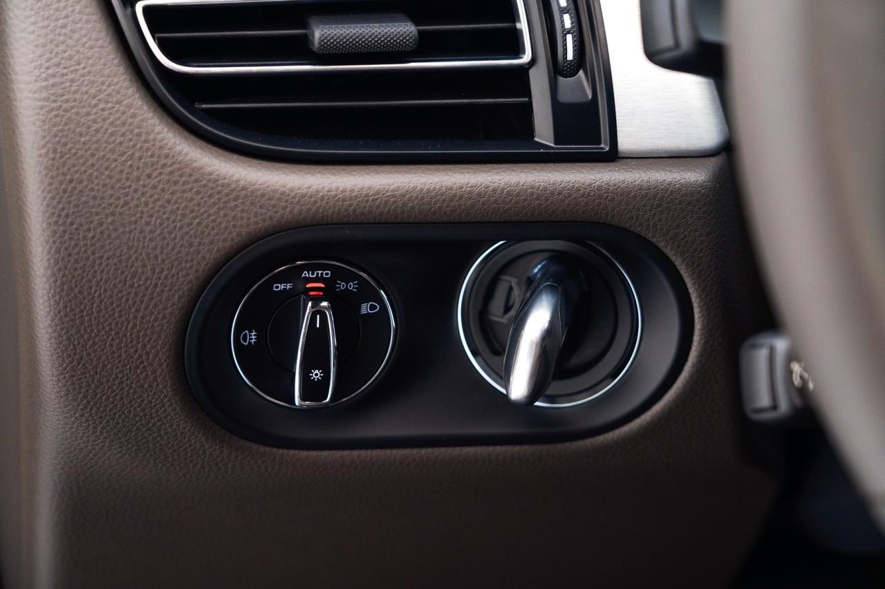 2025 Porsche Macan Pompano Beach FL