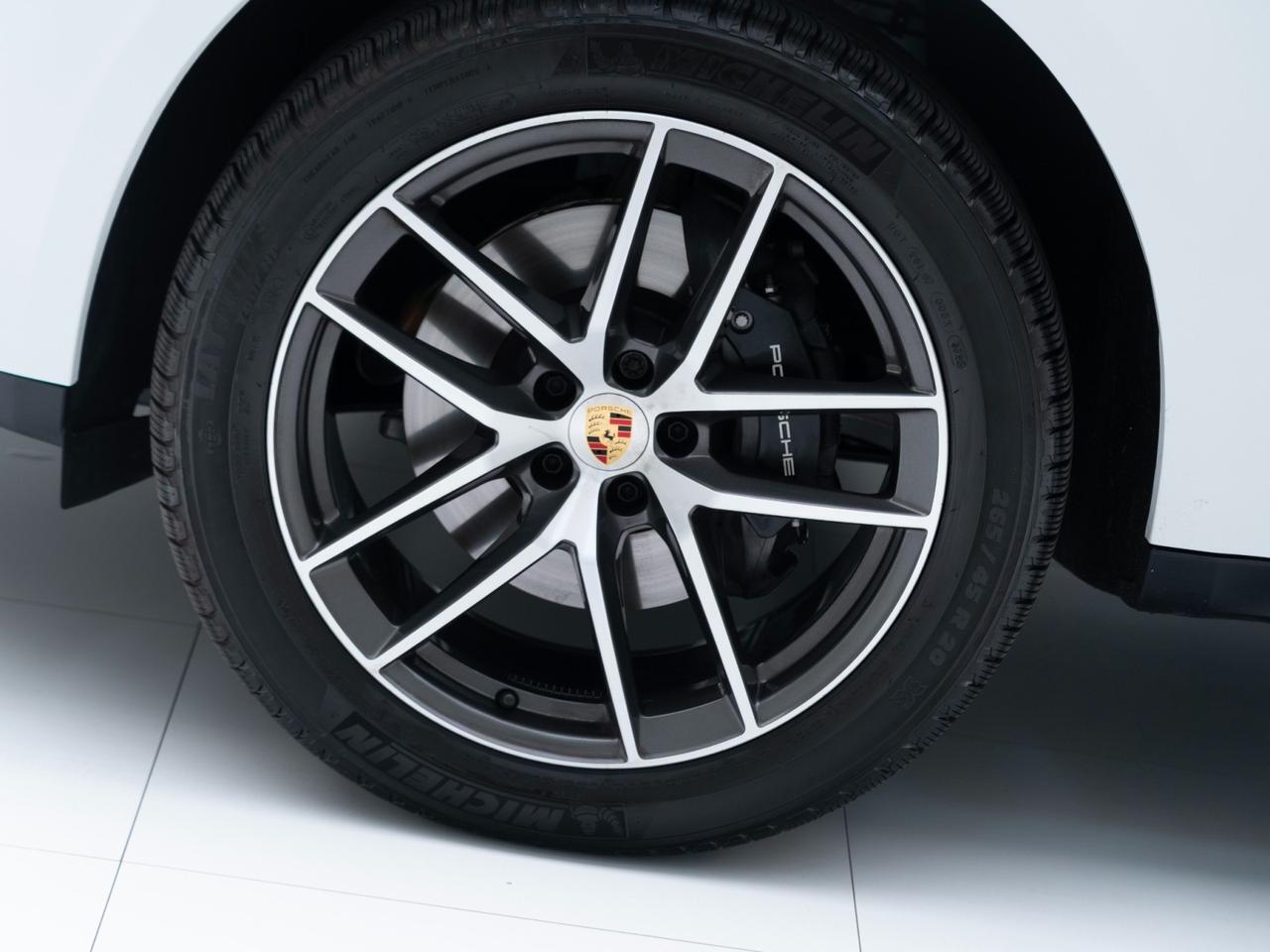 2025 Porsche Macan Pompano Beach FL