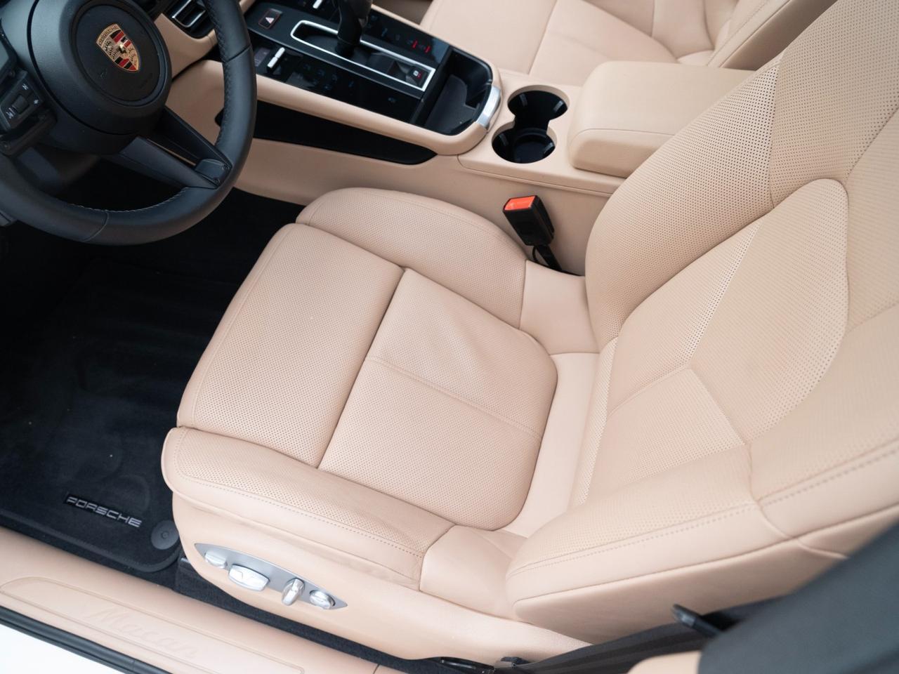 2025 Porsche Macan Pompano Beach FL