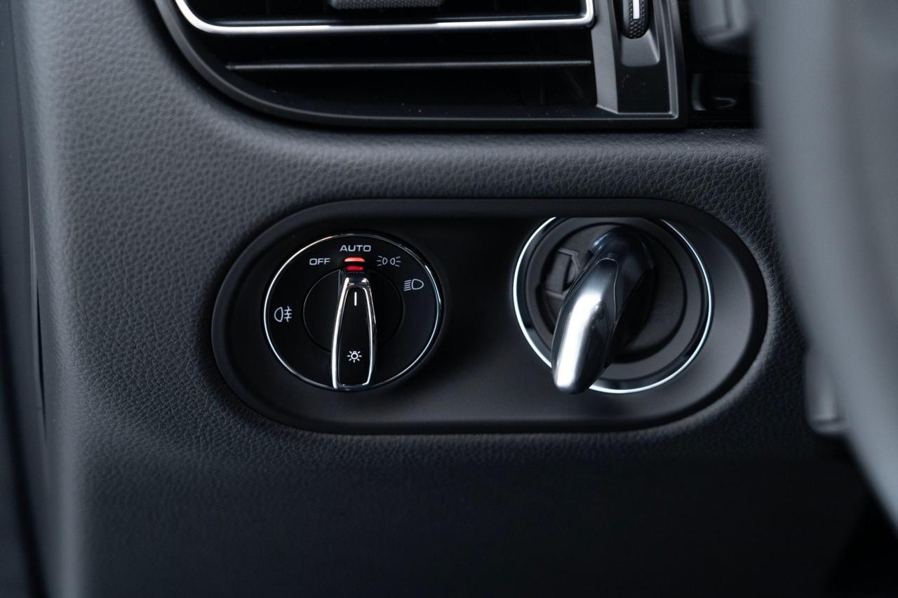 2025 Porsche Macan Pompano Beach FL