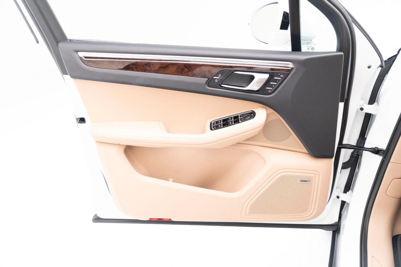 2025 Porsche Macan Pompano Beach FL