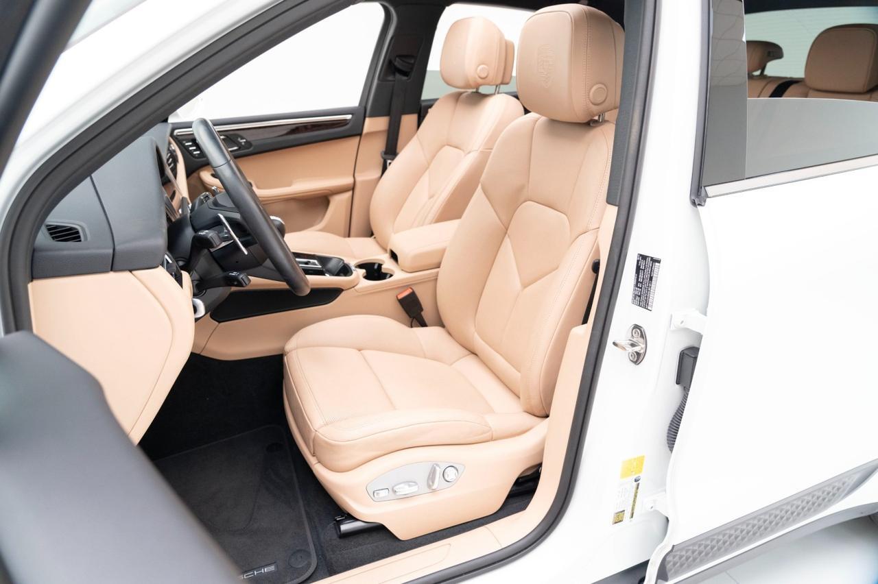 2025 Porsche Macan Pompano Beach FL