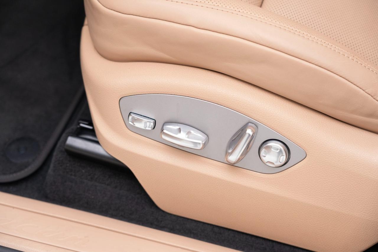 2025 Porsche Macan Pompano Beach FL