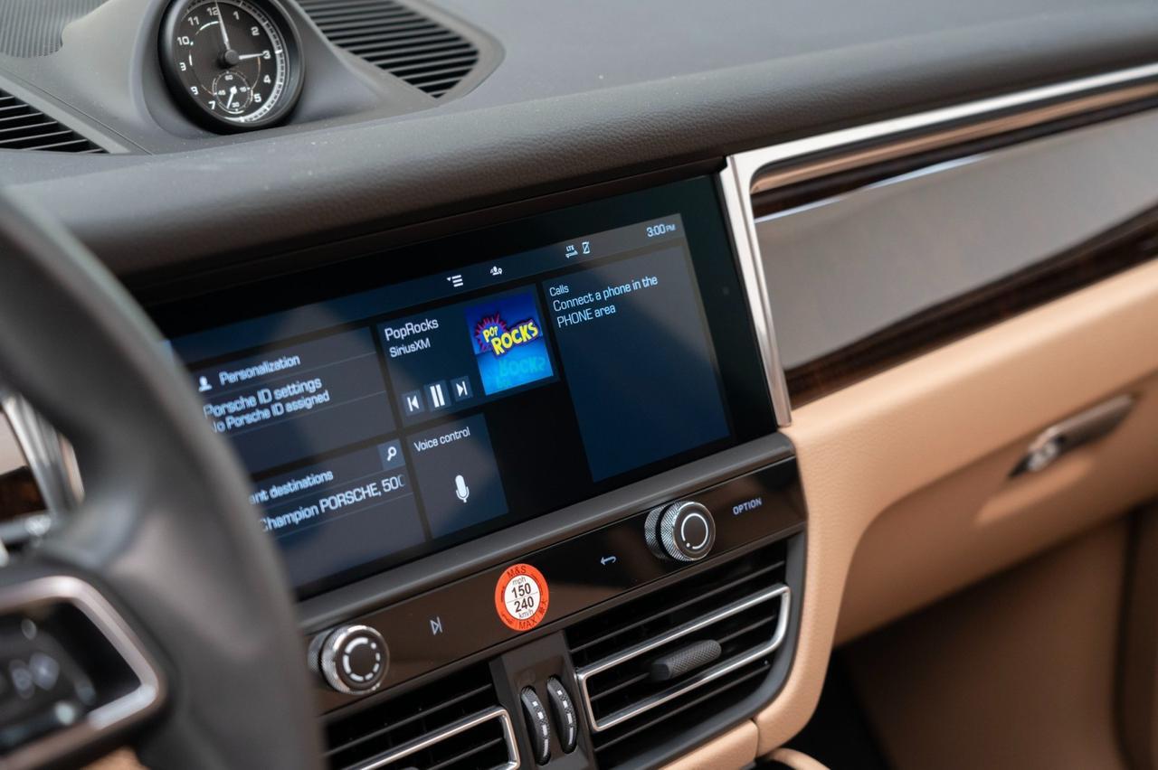 2025 Porsche Macan Pompano Beach FL