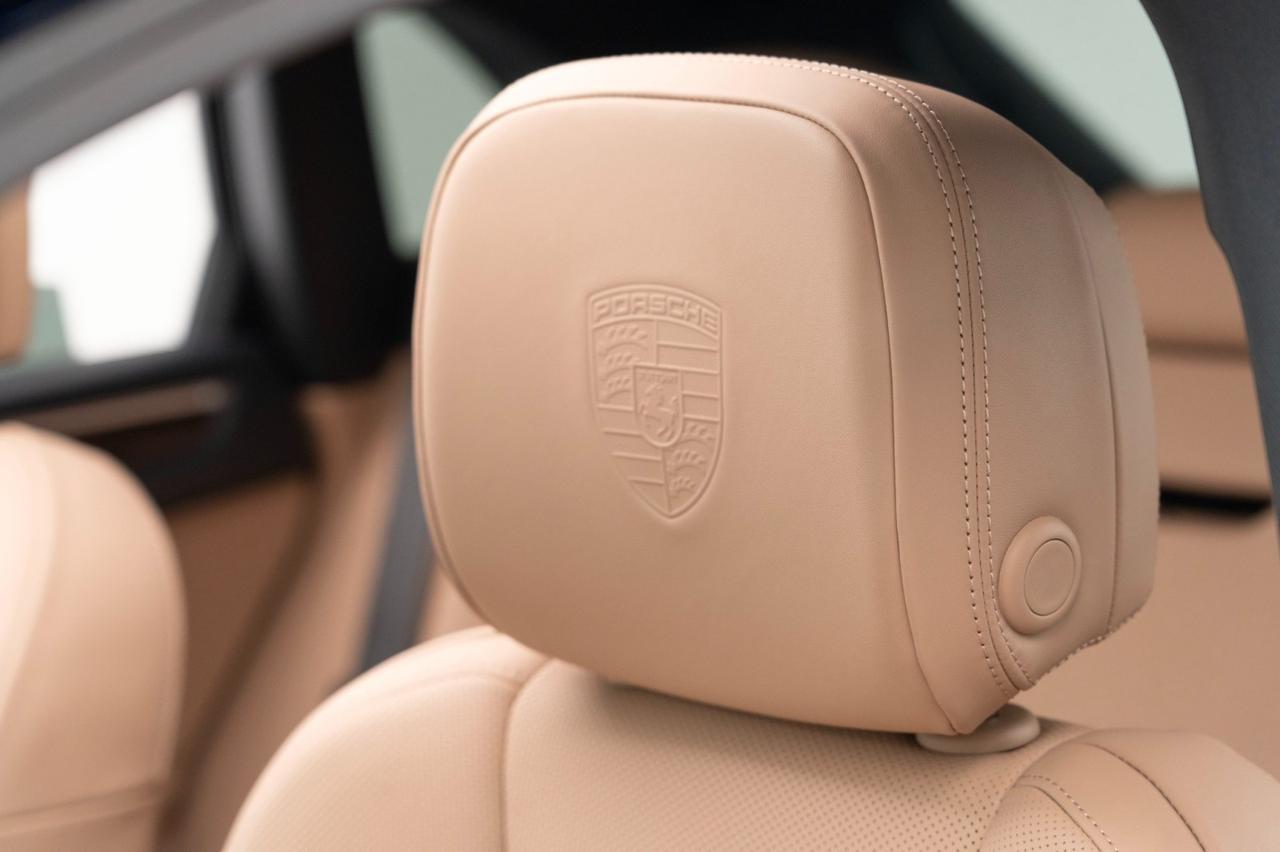 2025 Porsche Macan Pompano Beach FL
