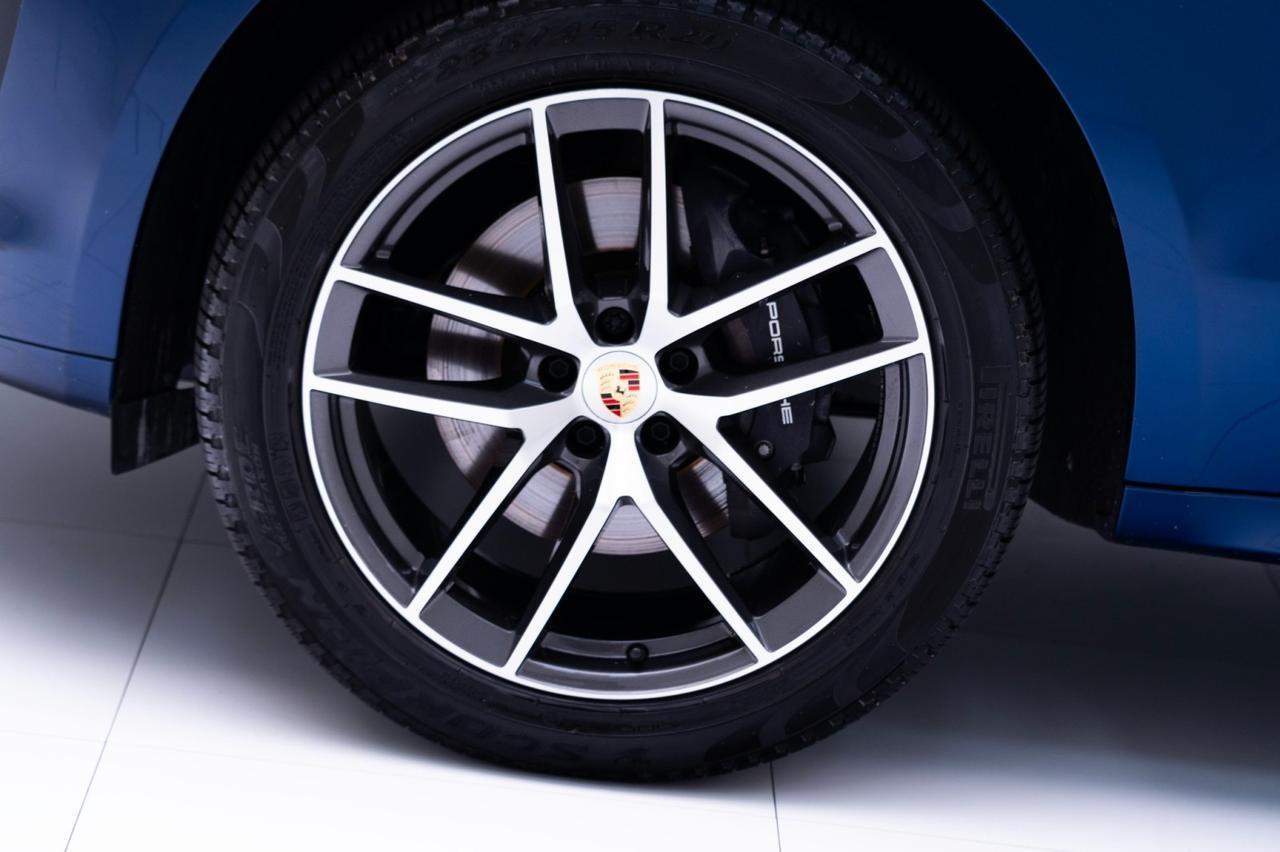 2025 Porsche Macan Pompano Beach FL