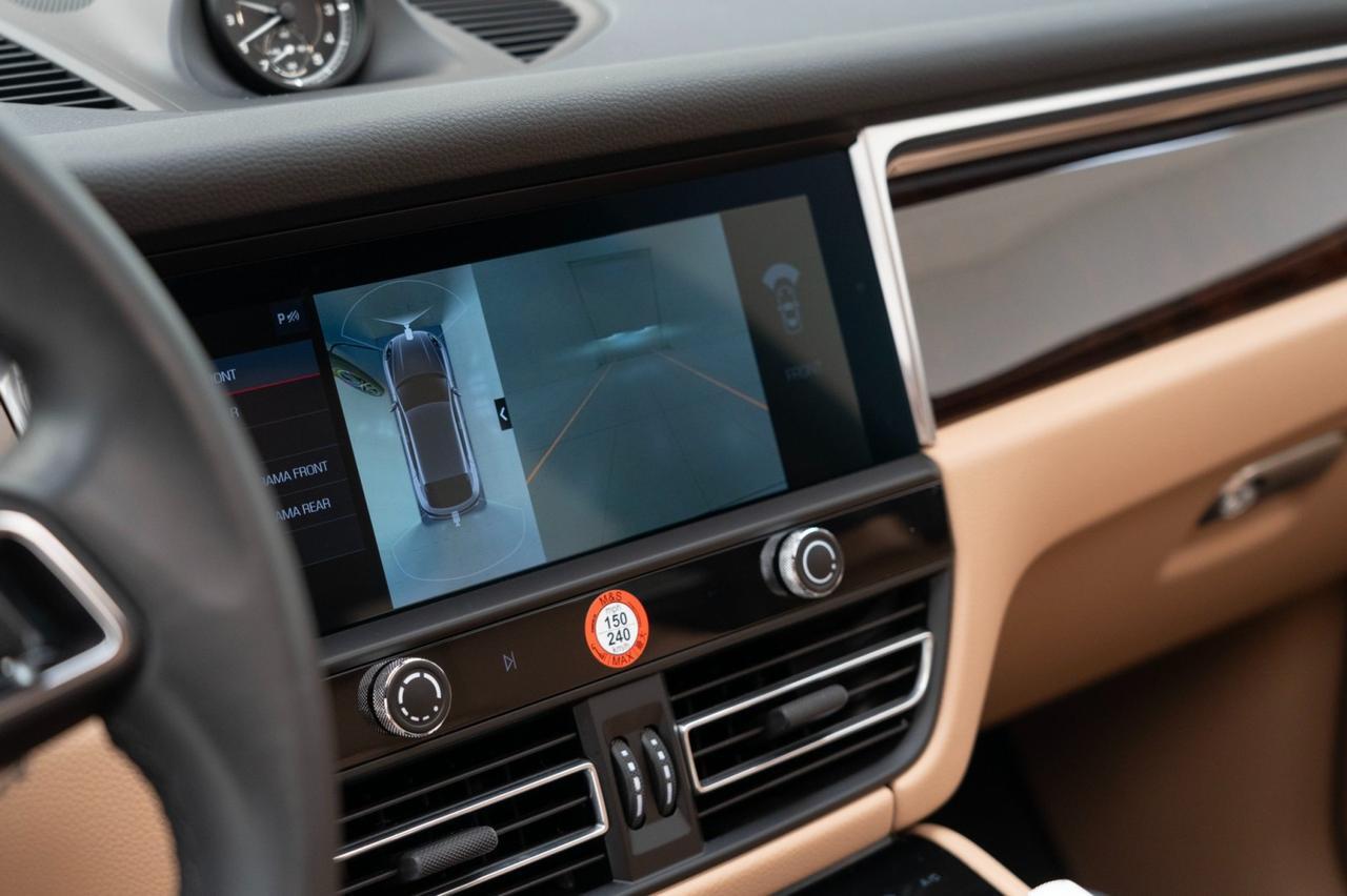 2025 Porsche Macan Pompano Beach FL