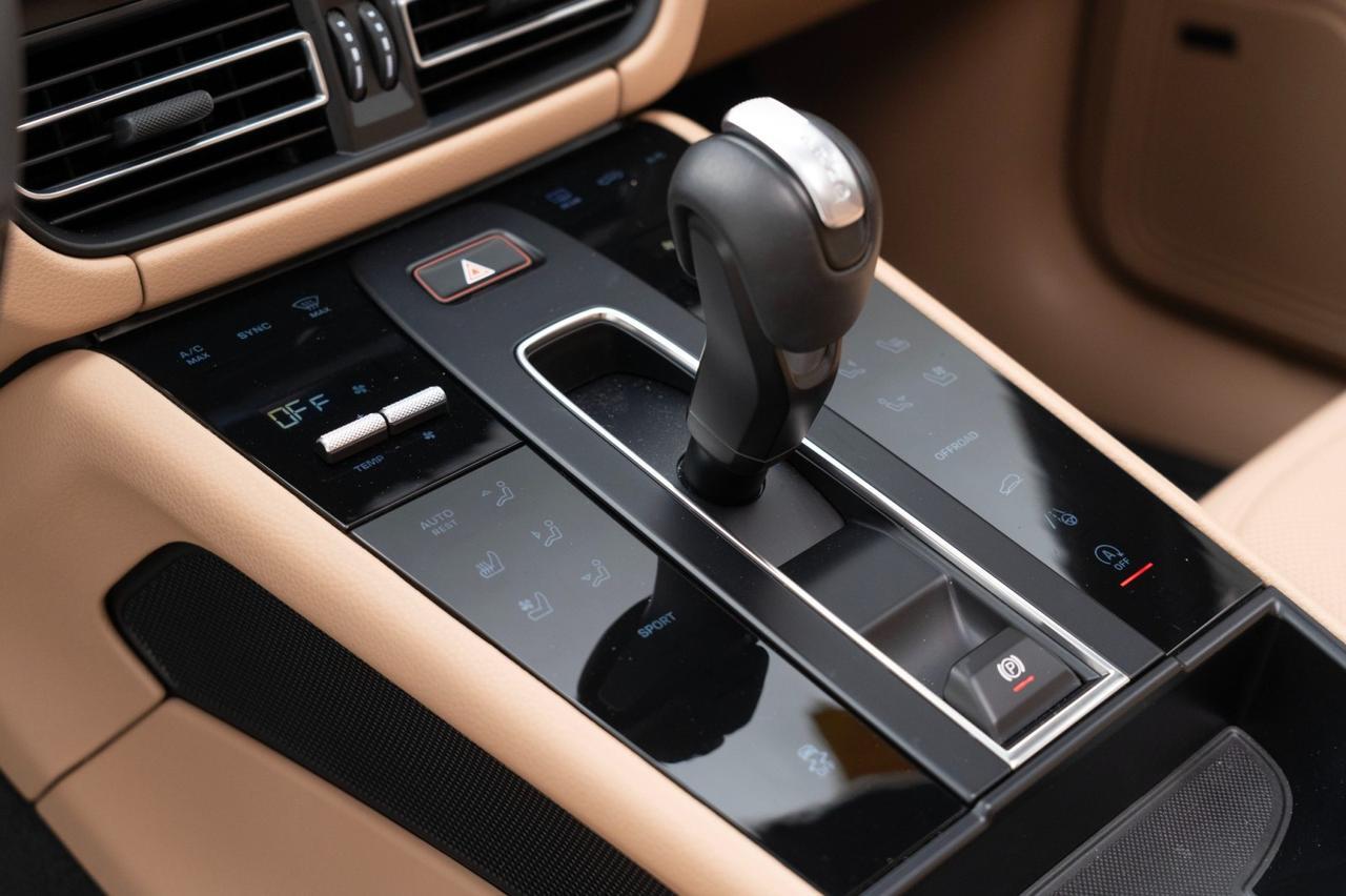 2025 Porsche Macan Pompano Beach FL