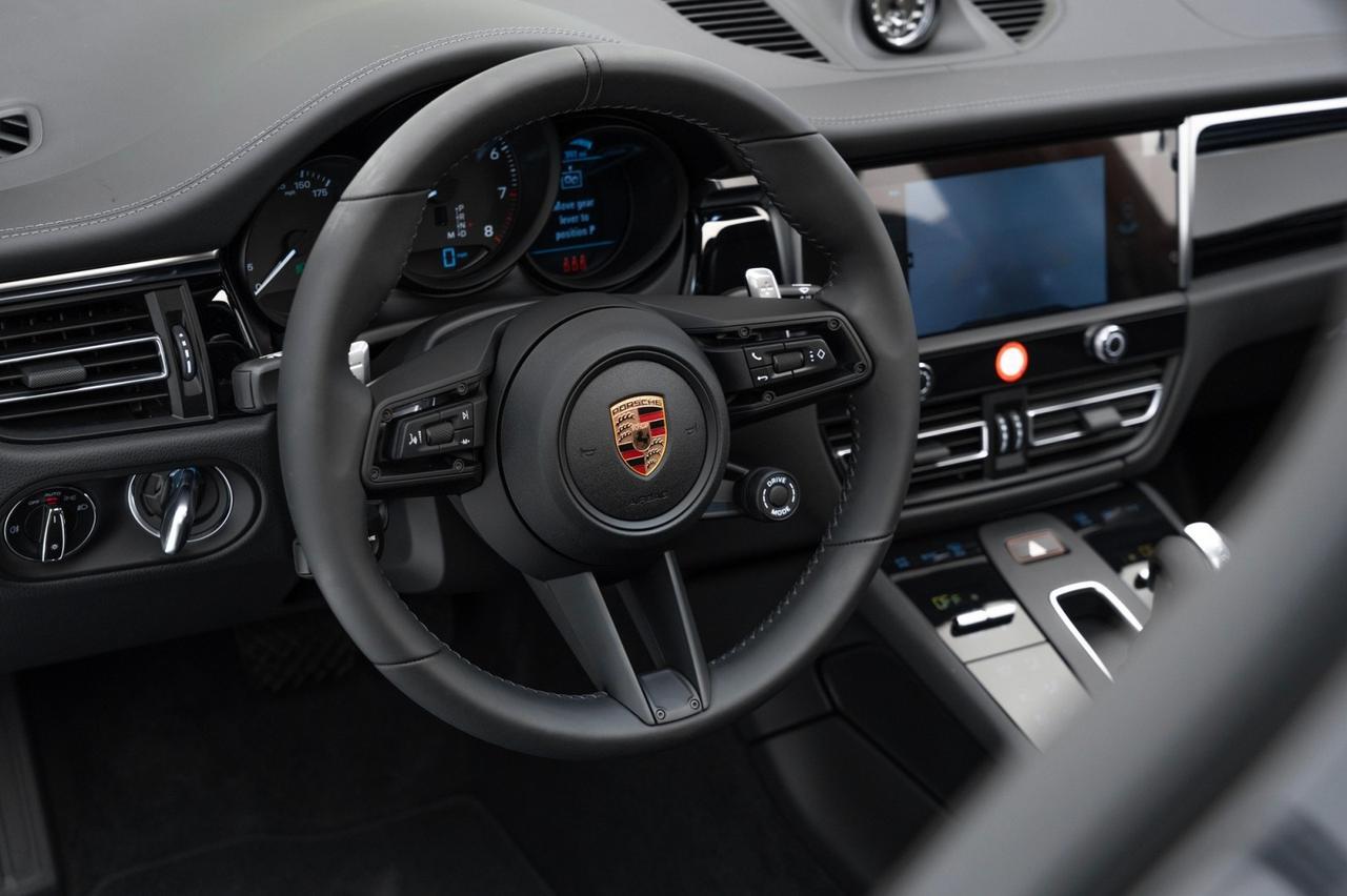 2025 Porsche Macan Pompano Beach FL