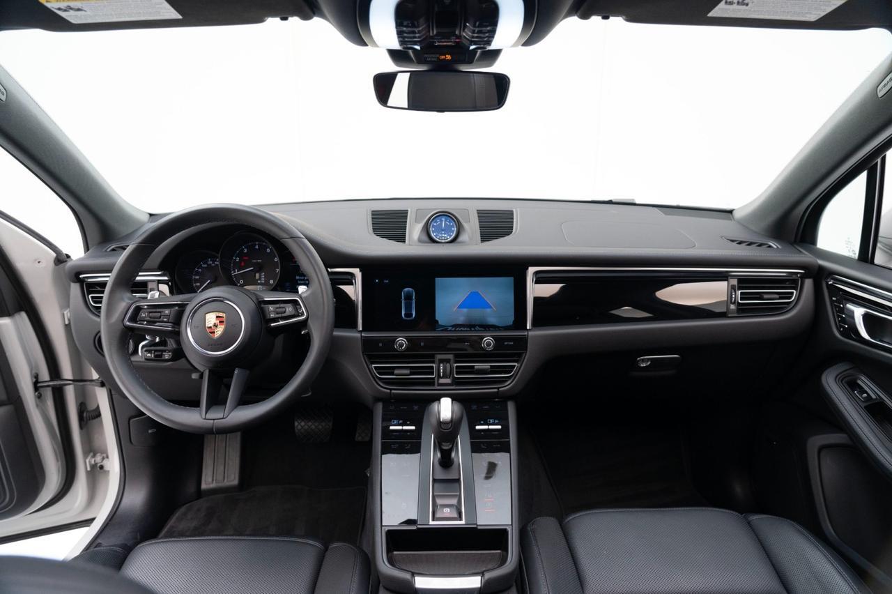 2025 Porsche Macan Pompano Beach FL
