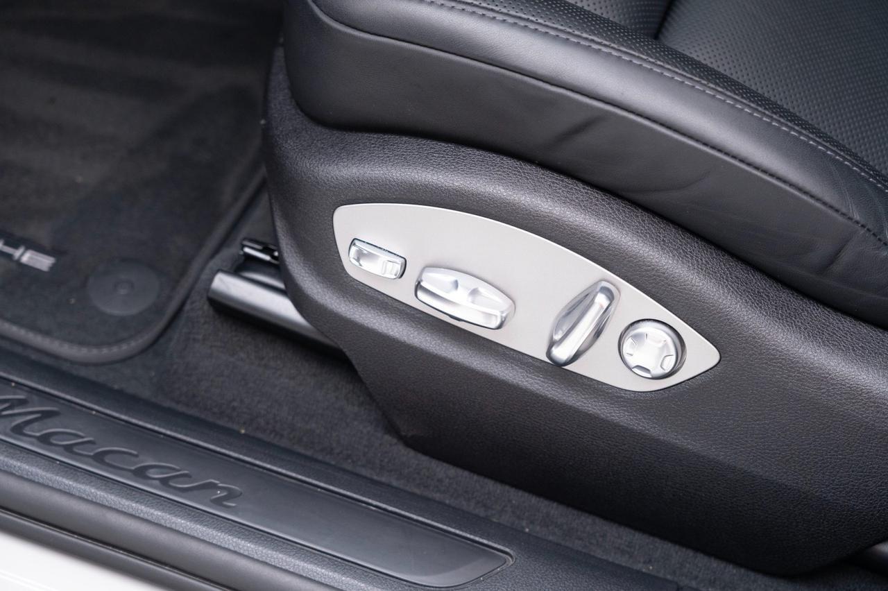 2025 Porsche Macan Pompano Beach FL
