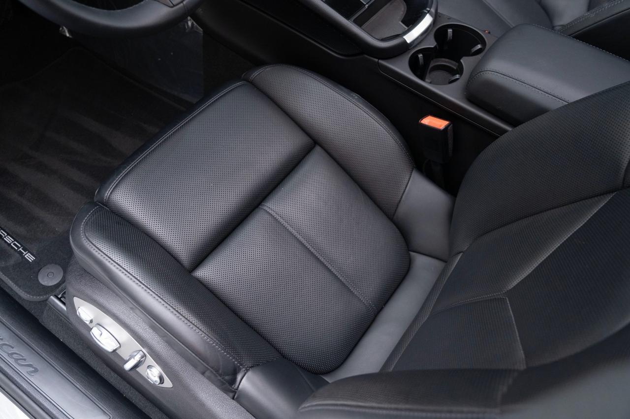 2025 Porsche Macan Pompano Beach FL