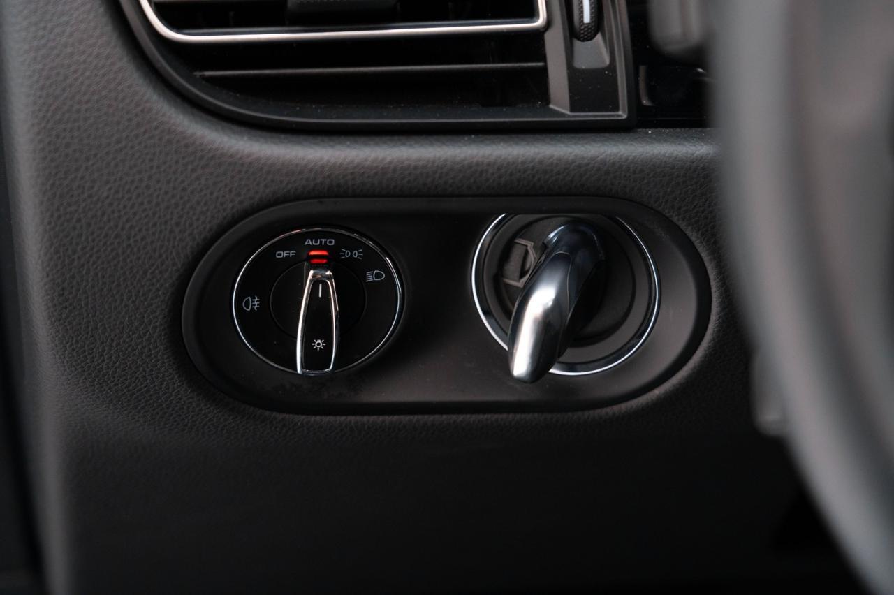 2025 Porsche Macan Pompano Beach FL