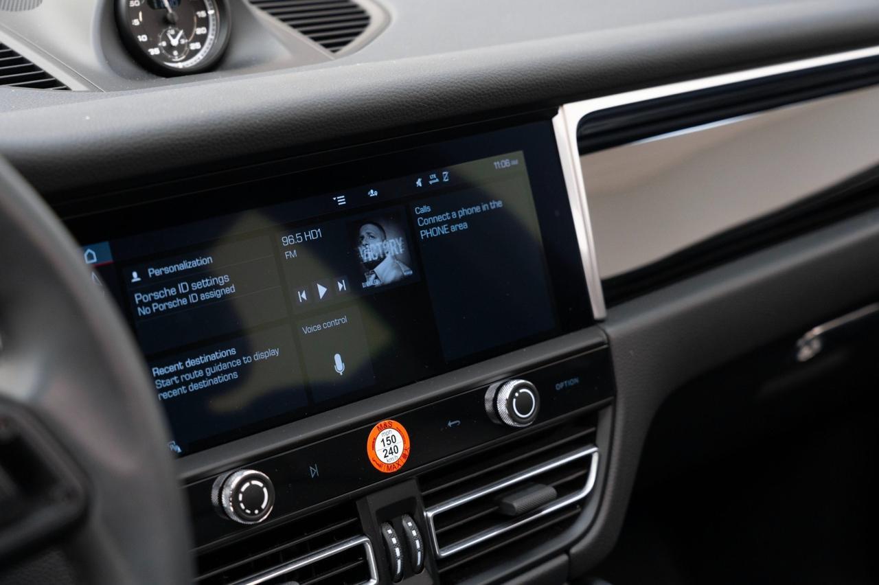 2025 Porsche Macan Pompano Beach FL