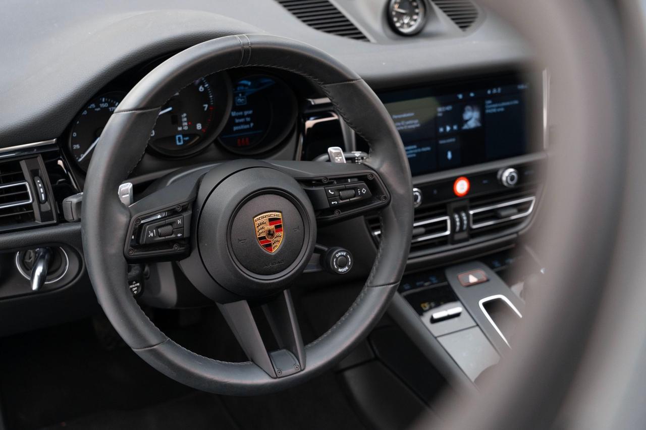 2025 Porsche Macan Pompano Beach FL