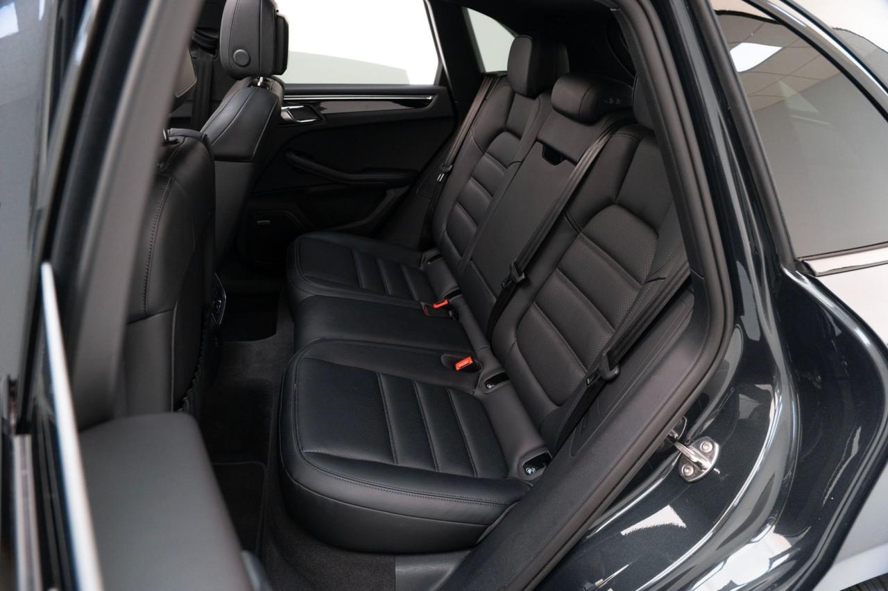 2025 Porsche Macan Pompano Beach FL