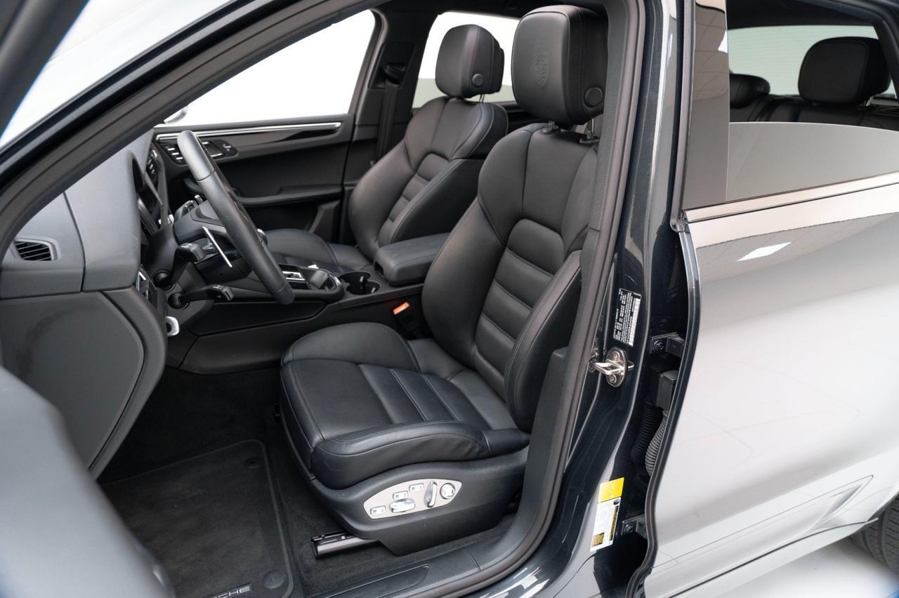2025 Porsche Macan Pompano Beach FL