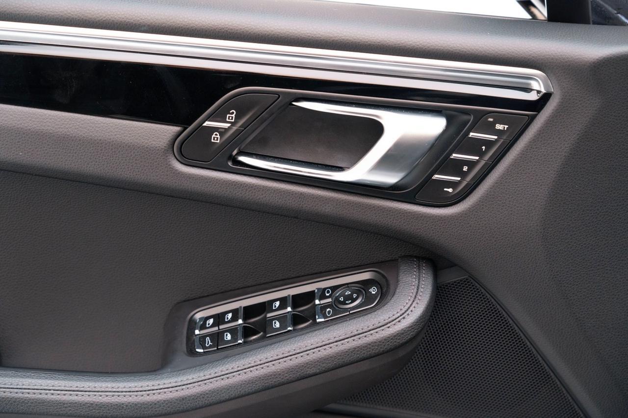 2025 Porsche Macan Pompano Beach FL