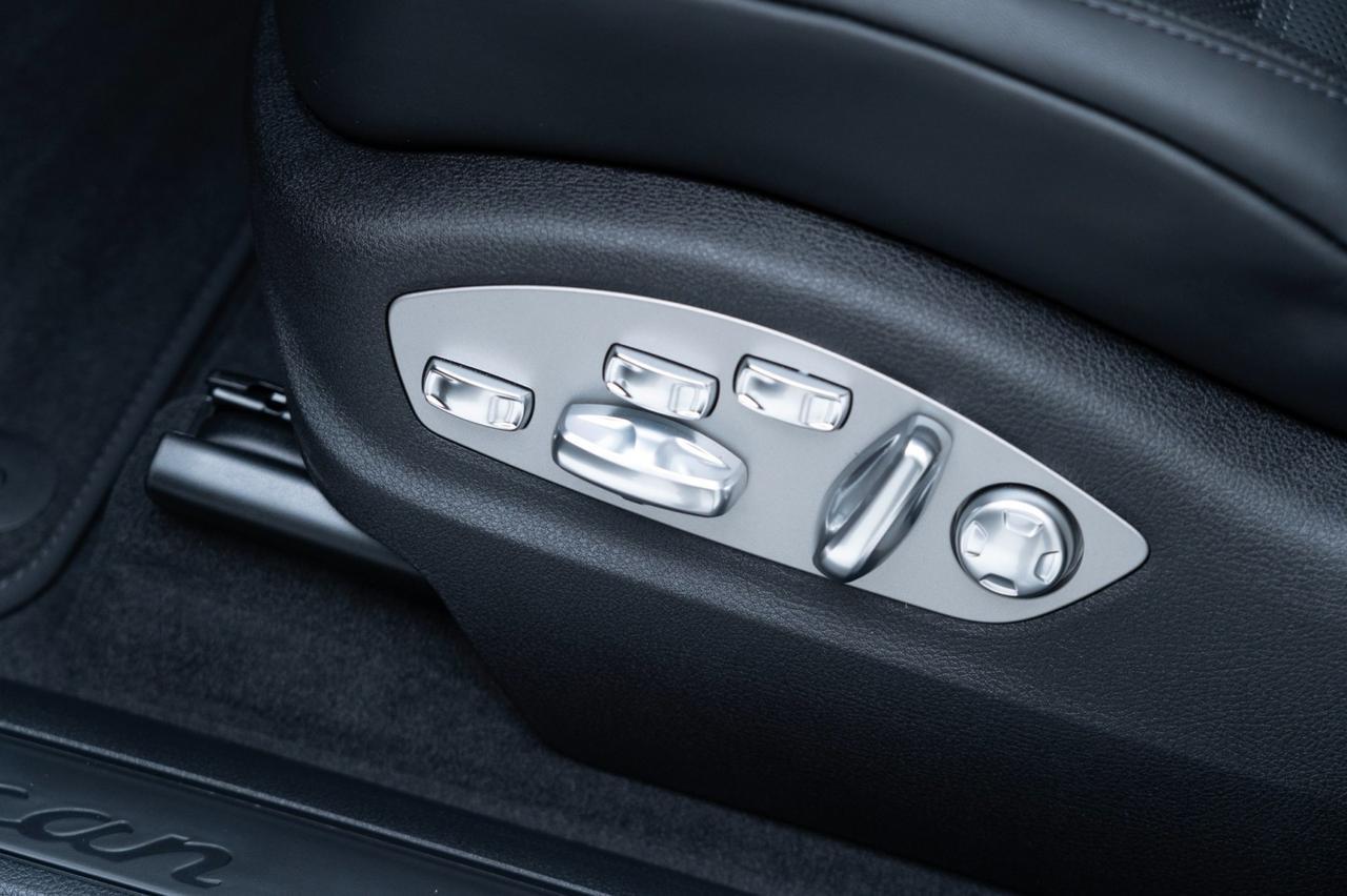 2025 Porsche Macan Pompano Beach FL