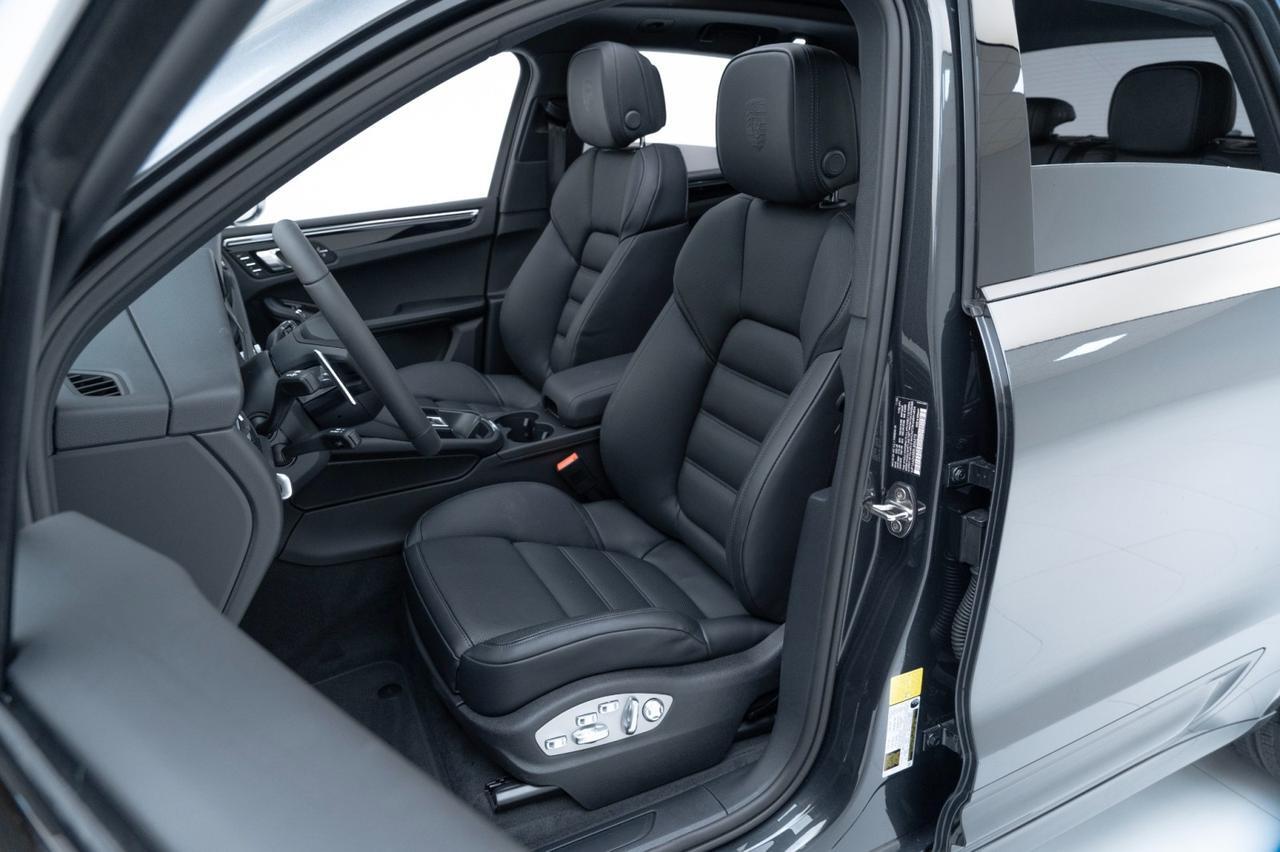 2025 Porsche Macan Pompano Beach FL