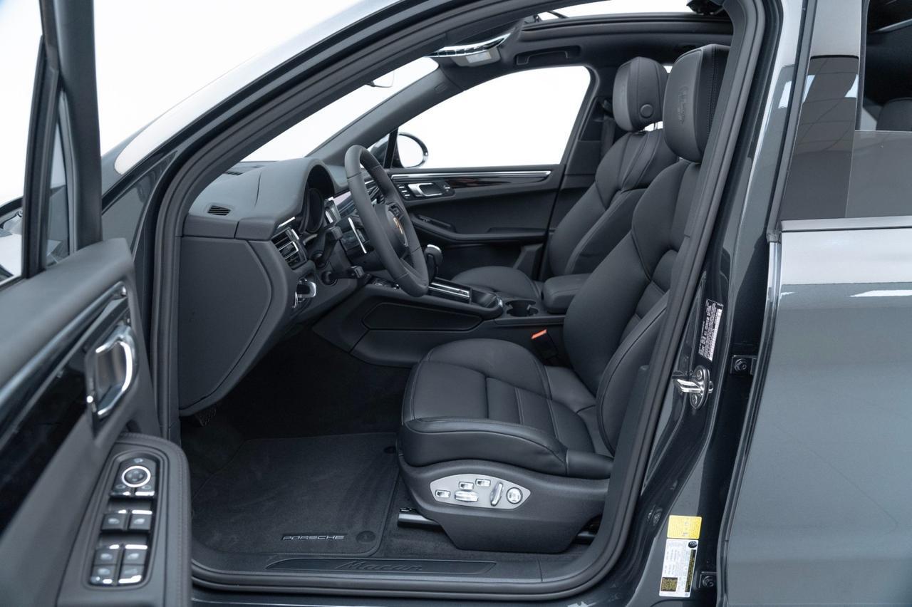 2025 Porsche Macan Pompano Beach FL