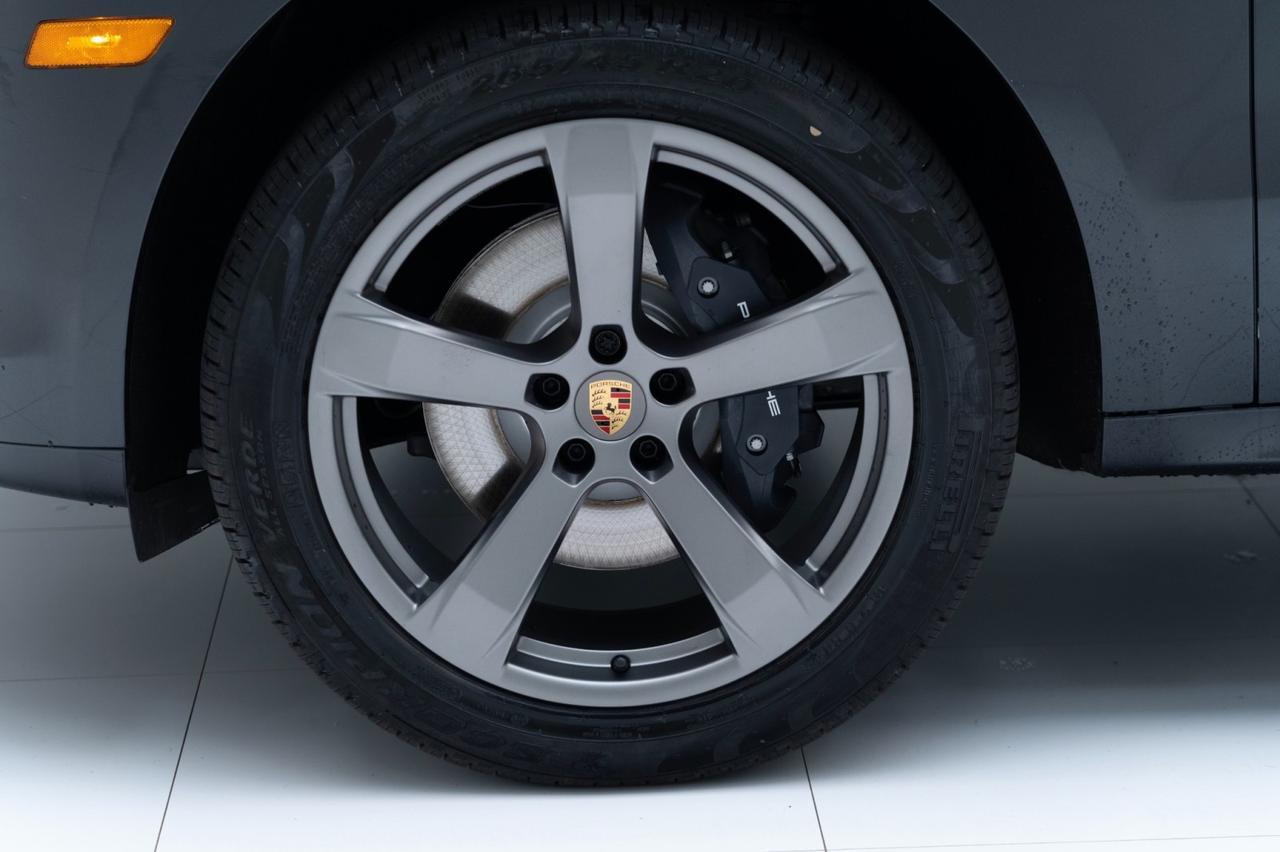 2025 Porsche Macan Pompano Beach FL