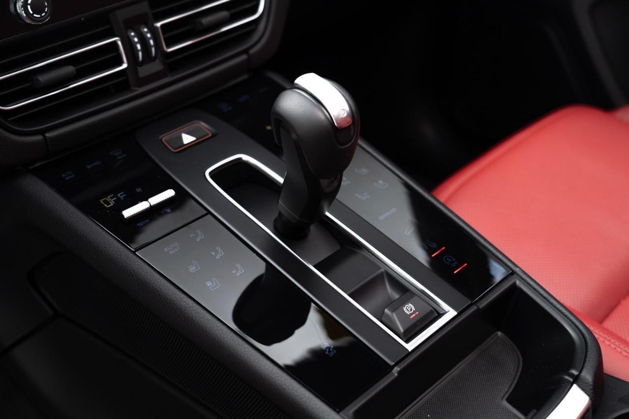 2025 Porsche Macan Pompano Beach FL